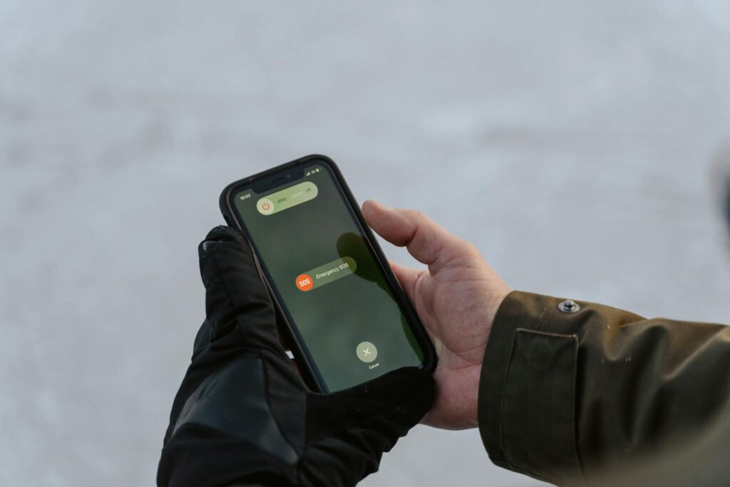 Korea emergency alert text response foreigner guide smartphone
