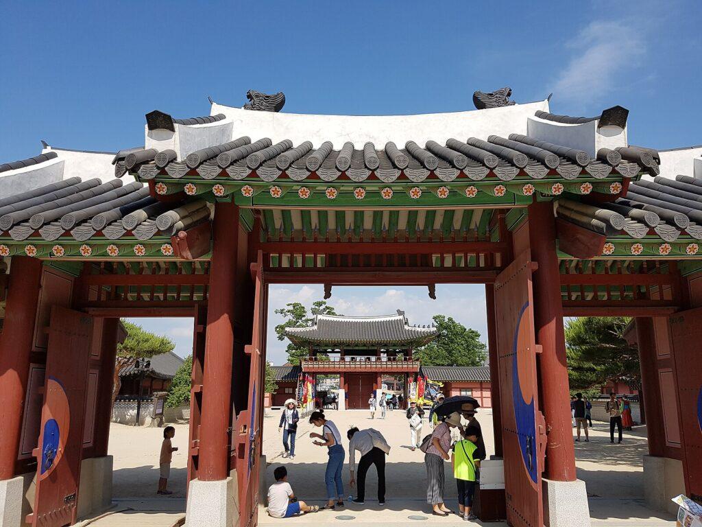Suwon Hwaseong Fortress walk Hwaseong Haenggung main hall