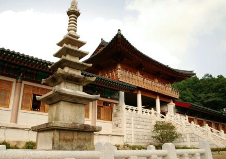 익산 미륵사지 백제 석탑 풍경