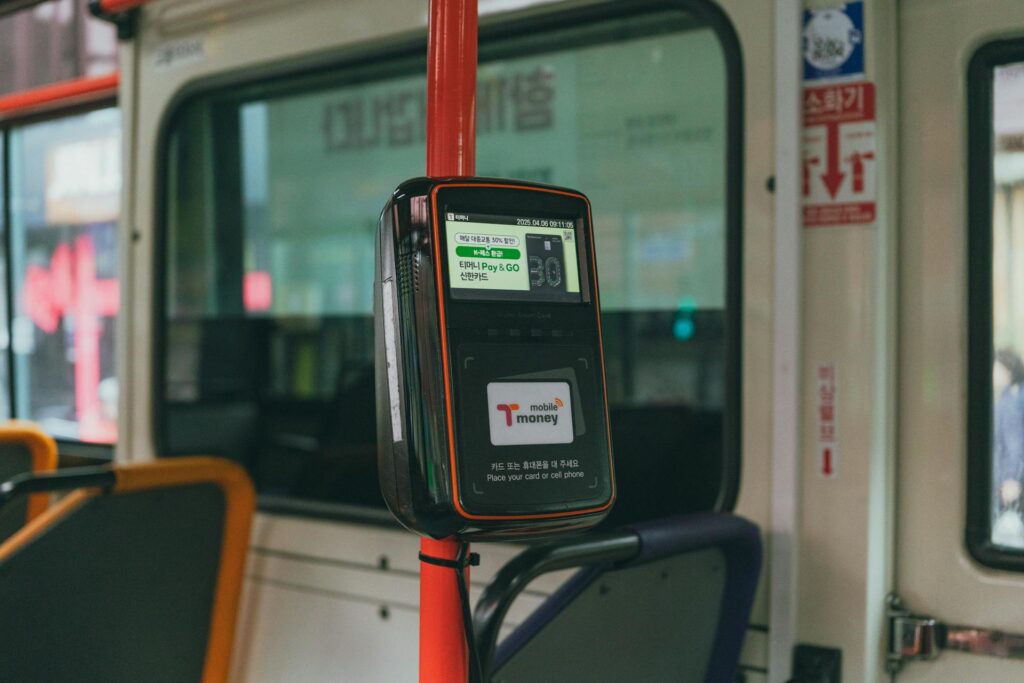 How to use a T-money card — Kakao T taxi and bus reader comparison