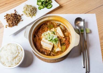 한국 비건 채식 식당 두부 야채 한 상