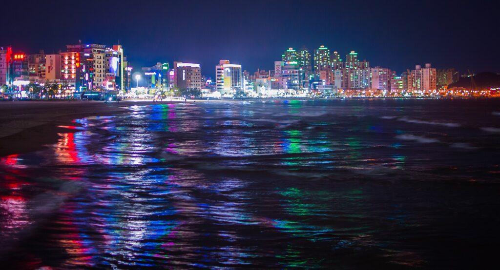 Pohang Space Walk night view location Hwanho Park area Pohang skyline view