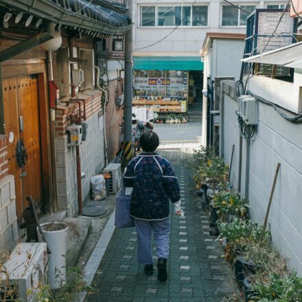 서촌 산책 코스 — 경복궁역 인근 한옥 골목 풍경